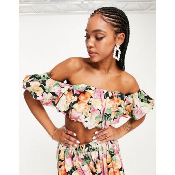 NWT ASOS EDITION LUXE curve EDITION Floral off shoulder puff sleeve dark floral - Picture 1 of 12